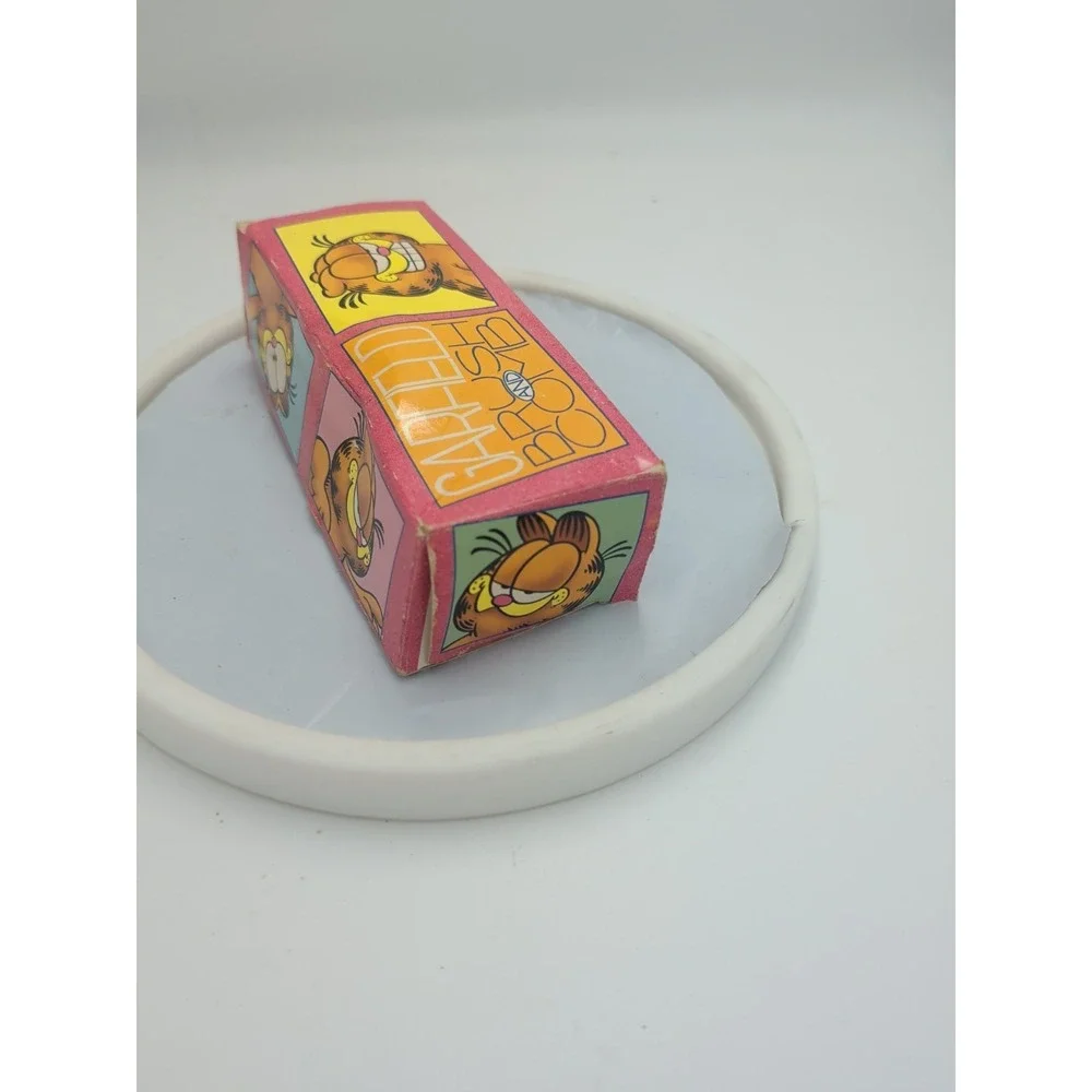 GARFIELD THE‎ CAT - Vintage AVON 1978 Brush and Comb Set NIB